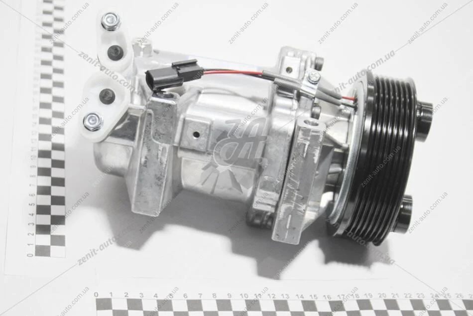 Компресор кондиціонера Renault Duster (15-)/Kaptur (16-) 2.0i Luzar LUZAR LCAC 0979 (фото 1)