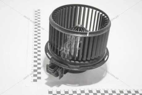 Електровентилятор опалювача CERATO (09-) 1.6i / 2.0i Luzar LUZAR LFh 08M1