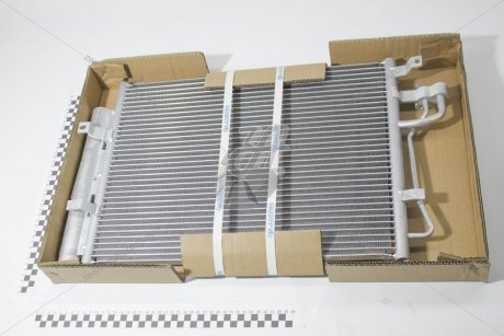 Радиатор кондиционера Kia Picanto (11-) 1.0i/1.2i LUZAR LRAC 0832 (фото 1)