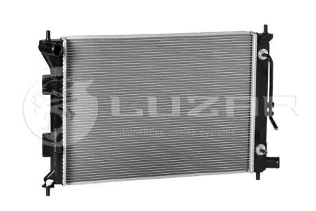 Радиатор охлаждения Ceed 1.4/1.6/2.0 (12-) АТ (553*388*22) Luzar LUZAR LRc 081X3