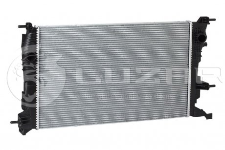 Радиатор охлаждения для автомобилей Megane III (08-)/Scenic III (08-) 1.5dCi (628*368*26) LUZAR LRc 0902