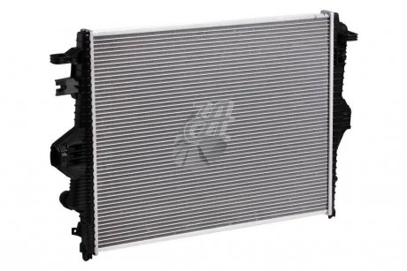 Радиатор охлаждения Cayenne 3.0TDi / 3.0TSi / 3.6FSi / 3.6TFSi (10-) АКПП/МКПП LUZAR LRc 1858 (фото 1)