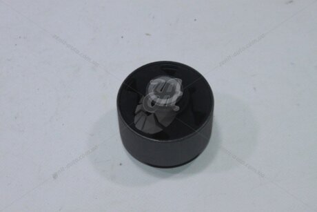 Сайлентблок важеля перед Hyundai H-1 (07-) MANDO 'DCC010714