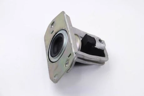 Опора двигателя Renault Trafic 1.9, 2.0 (01-) Metalcaucho '04453