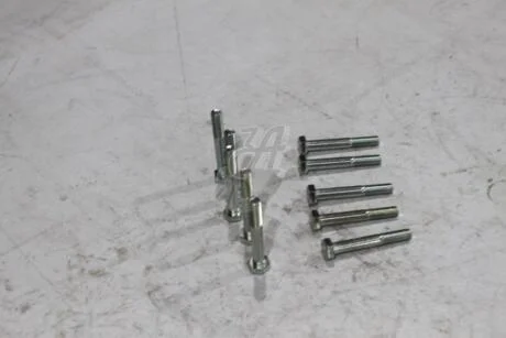 Болт 10х1,25х70 краба 2108 длинный белый (кратно 10) Метиз-Авто Vin-1105