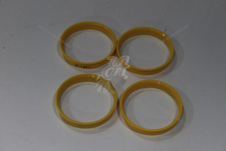 Кільця центрувальні 57,1-54,1 термопластик (к-т 4шт) BS Auto Метиз 'RC571541