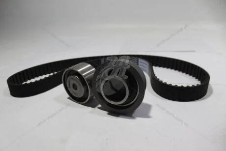 Комплект ремня ГРМ Hyundai Tucson (04-06)/ Kia Cerato (04-06) 2.0i MICHELIN 'FM010457