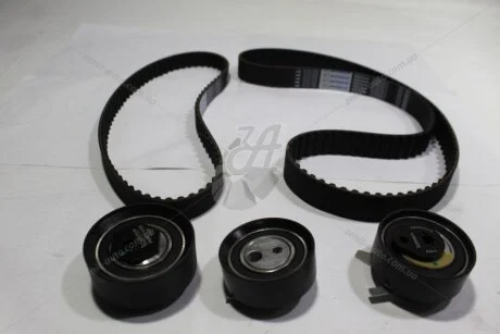 Комплект ремня ГРМ VW LT II, T4 2.5d MICHELIN 'FM050323