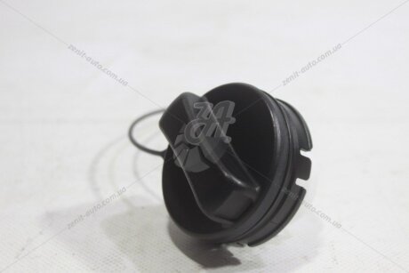 Кришка паливозаливної горловини Outlander III (2021) 2,4i CVT MITSUBISHI '1711A079