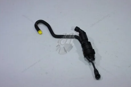 Циліндр зчеплення головний Lancer X 2.0i (2345A085) MITSUBISHI '2345A085