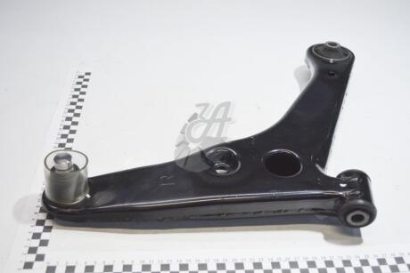 Важіль підвіски пер прав MITSUBISHI 4013A462