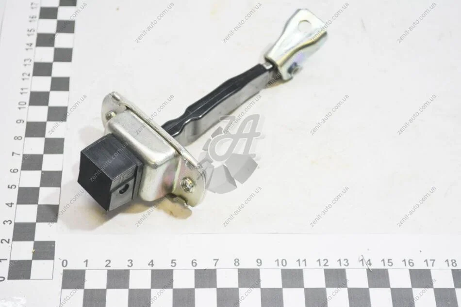 Ограничитель двери MITSUBISHI 5702A084 (фото 1)