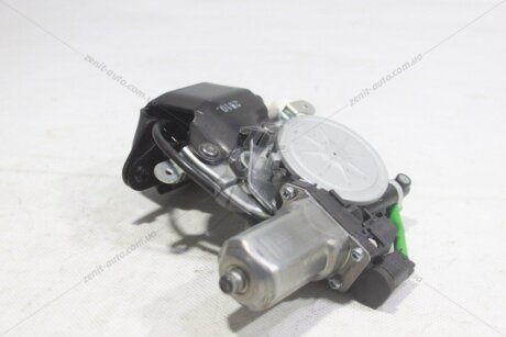 Замок двері багажника Outlander III (2021) 2,4i CVT MITSUBISHI '5808A135