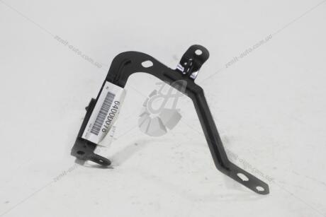 Кронштейн бампера переднего правый MITSUBISHI 6400D078