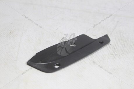 Кронштейн бампера переднего левое MITSUBISHI '6400K779