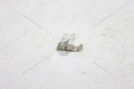 Кліпса панелей торпедо Outlander III (2012) 2,4i CVT MITSUBISHI '8000A712