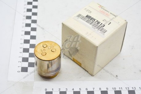 Поршень тормозного суппорта заднего MITSUBISHI MB857613 (фото 1)