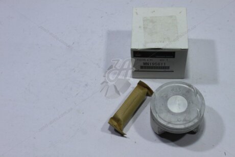 Поршень з пальцем (STD) Lancer X Colt 1,5i (4A91) MITSUBISHI 'MN195611