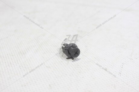 Кліпса накладки бампера Outlander III (2021) 2,4i CVT MITSUBISHI 'MR590000HB