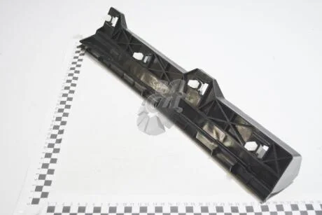 Кронштейн крепления бампера зад лев MITSUBISHI MR957671