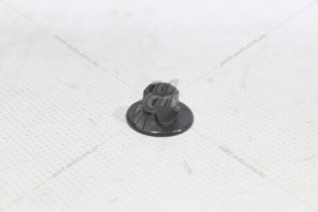 Гайка підкрилка (пластик) Outlander III (2012) 2,4i CVT MITSUBISHI 'MU481131