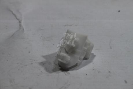 Клипса подкрылка (26398-2Y001) NISSAN 263982Y001