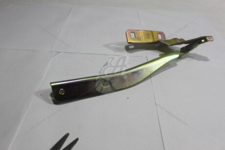 Петля капоту прав (65400-1U600) NISSAN 654001U600