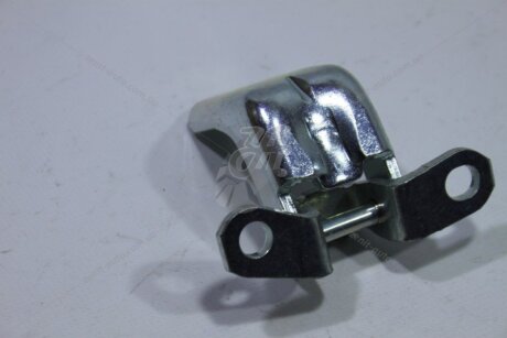 Петля перед двері Rogue (15-) NISSAN '804015AA0B