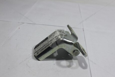 Петля нижн передн лів двері Qashqai (14-) NISSAN '824214EA0A