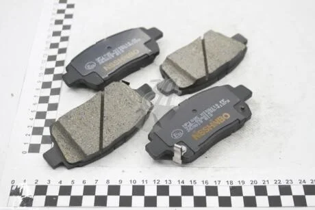 Колодки гальмівні дискові передні Toyota Corolla 1.4, 1.8 (01-07),Prius Hybrid 1.5 (03-09) NISSHINBO NP1005