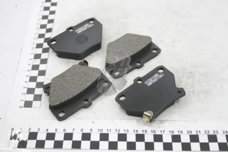 Колодки гальмівні дискові задні Toyota Yaris, Corolla 1.3, 1.4, 1.5, 1.6 (01-05) NISSHINBO NP1032