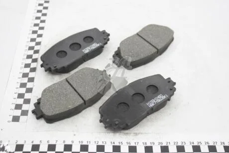 Колодки гальмівні дискові передні Toyota Yaris 1.3, 1.5, 1.8 (05-) NISSHINBO NP1060