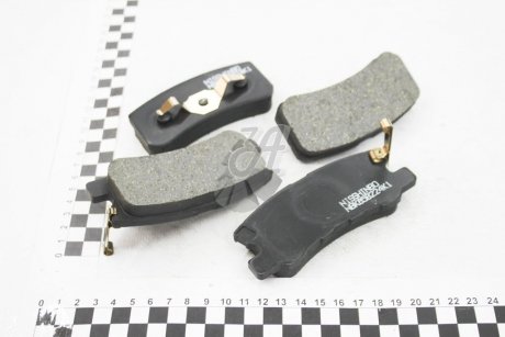 Колодки тормозные дисковые задние Mitsubishi ASX 1.8, 2.0 (10-), Pajero 3.2, 3.8 (07-) NISSHINBO NP3004 (фото 1)
