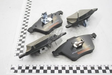 Колодки тормозные дисковые передние Mazda 3, 5 1.4, 1.6, 1.8, 2.0 (04-) NISSHINBO NP5033 (фото 1)