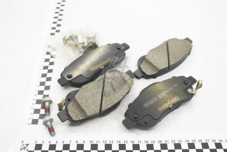 Колодки гальмівні дискові передні Honda CR-V III (07-), CR-V IV 2.0, 2.4 (12-) NISSHINBO NP8012 (фото 1)