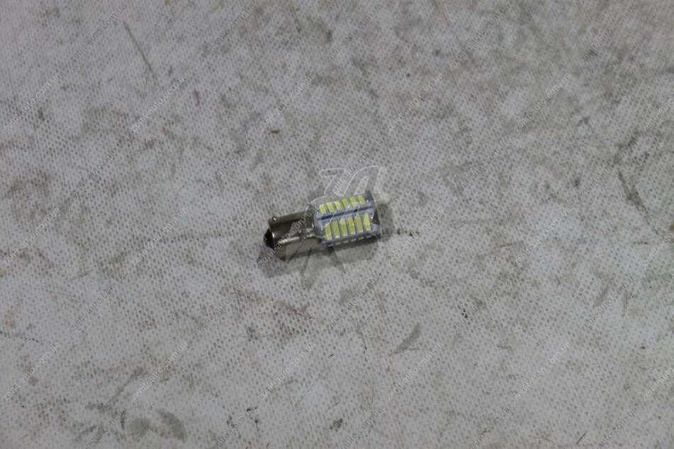 Лампа светодиодная 12V S25 P21W BA15s (36SMD 70х20) белый Nord YADA Nord YADA 900311 (фото 1)