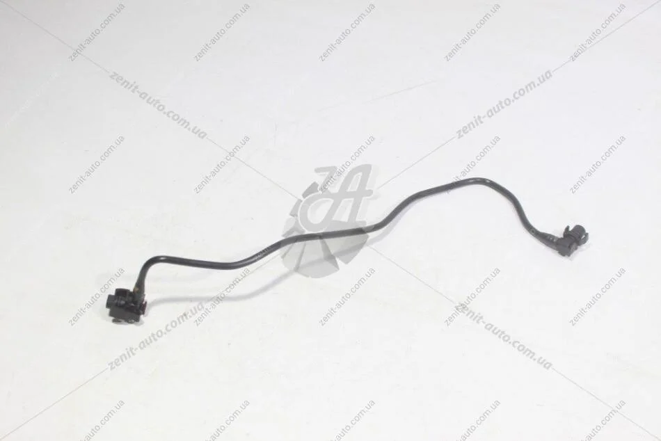 Трубка системи охолодження Citroen C4/Peugeot 308 (1323C5) Citroen/Peugeot Peugeot/Citroen '1323C5 (фото 1)