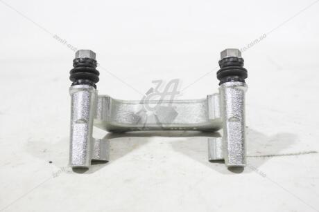 Скоба тормозная задняя Berlingo-Partner (4404 H5) Citroen/Peugeot Peugeot/Citroen 4404H5 (фото 1)