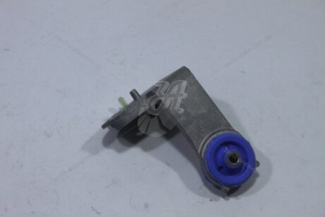 Кронштейн радіатора інтеркулера лівий 1.5BlueHDi Citroen/Peugeot Peugeot/Citroen '9803778980