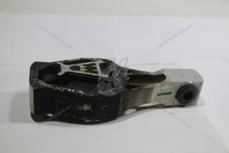 Опора двигуна передня Citroen C4/Peugeot 308 II (13-) Citroen/Peugeot Peugeot/Citroen '9808838680