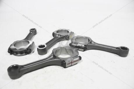 Шатуни двигуна (4 шт.)(мет) 1.6 8V Logan, Clio II, Kangoo II RENAULT 121000999R