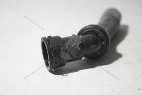 Патрубок EGR Clio IV (12-) RENAULT 140552958R