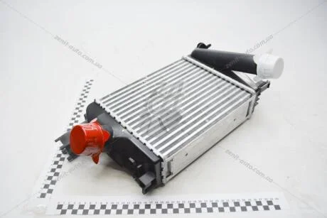 Інтеркулер 1,2 16V, 1,5dci Captur, Duster, Dokker, Logan II, MCV II, Sandero II RENAULT 144965154R