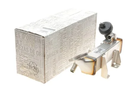 Радіатор системи EGR 2.0-2.3dci Renaulr Scenic III, Master III Renault RENAULT 147356011R