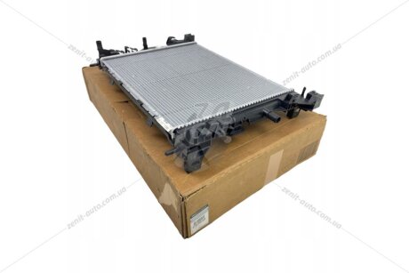 Радіатор охолодження двигуна Zoe (12-) RENAULT '214104950R