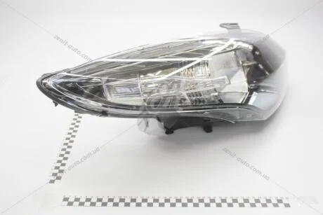 Фара права Renault Megane III (11-14) Renault RENAULT 260102212R