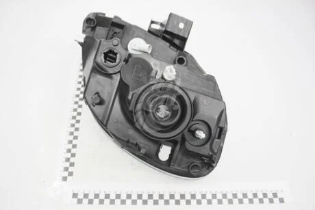 Фара передняя левая Renault RENAULT 260603883R