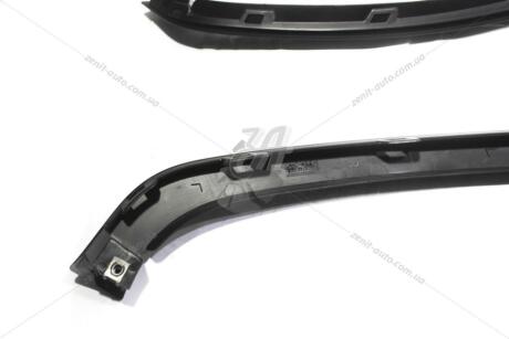 Накладка под фару (левая+правая) Megane III (14-16) RENAULT 260E07082R