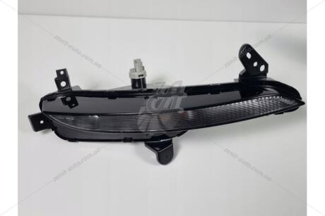 Указатель поворота передний левый MeganeIV (16-) RENAULT '261354958R