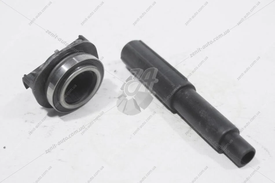 Сцепление в сборе Renault Logan, Logan MCV, Sandero 1,6 [K7M) Renault RENAULT 302052223R (фото 1)